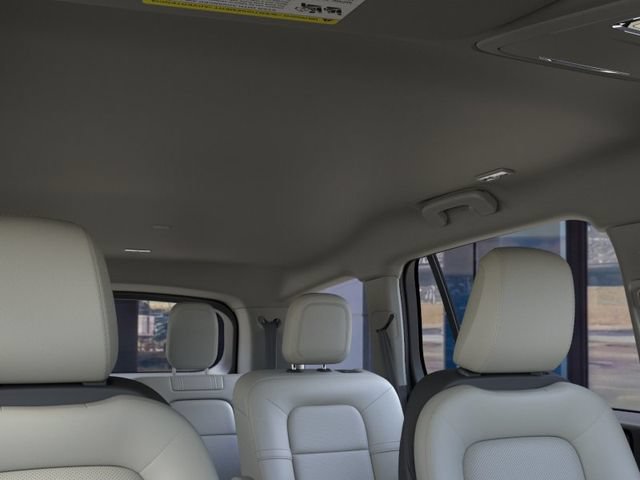 New 2026 Lincoln Aviator AWD image 24