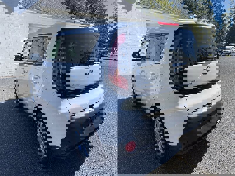 Used 2015 Kia Soul image 5
