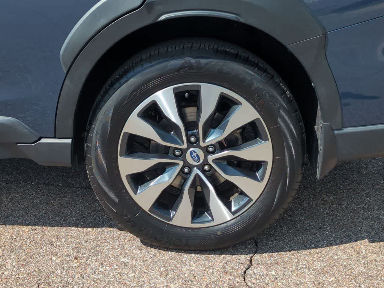 Certified 2024 Subaru Outback Limited AWD/4WD image 13