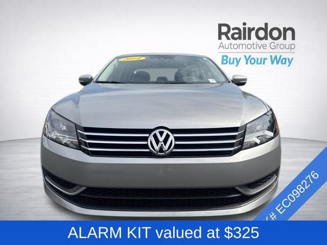 Used 2014 Volkswagen Passat 1.8T SE FWD image 2
