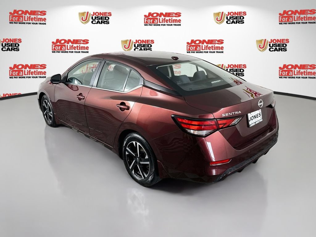 Used 2024 Nissan Sentra SV FWD image 2