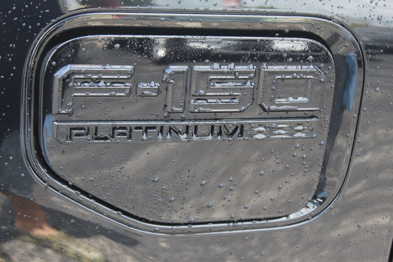 Used 2023 Ford F150 Lightning Platinum AWD/4WD image 3