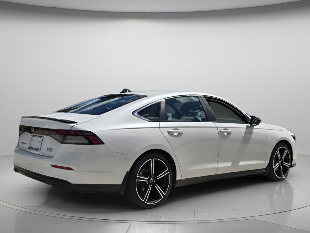 Certified 2025 Honda Accord Sport image 7