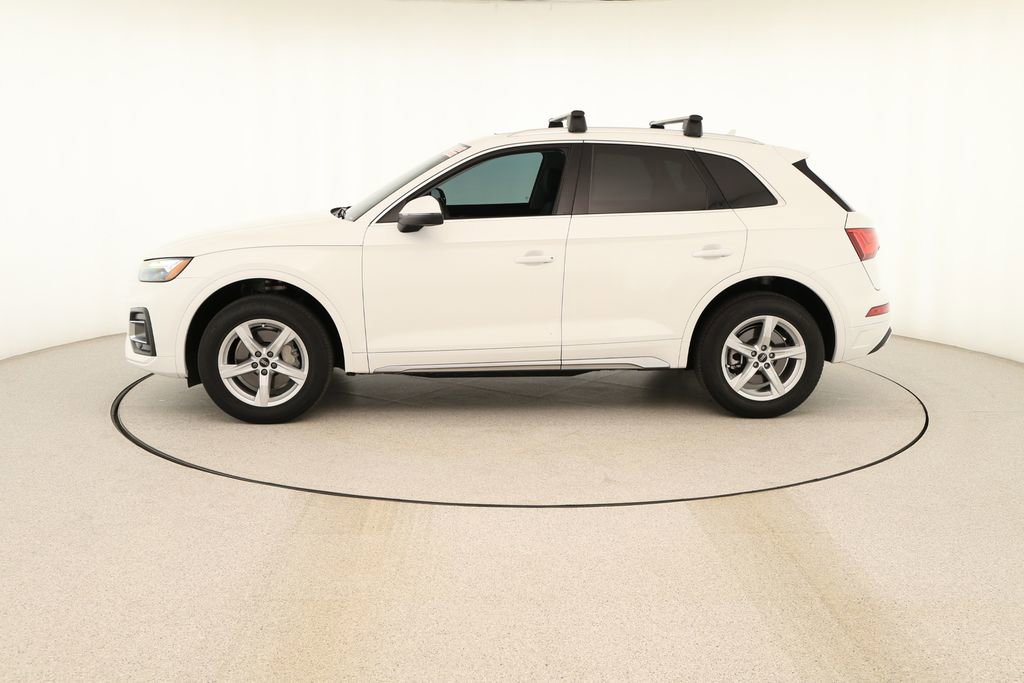 Certified 2023 Audi Q5 2.0T Premium w/ Convenience Package AWD/4WD image 2