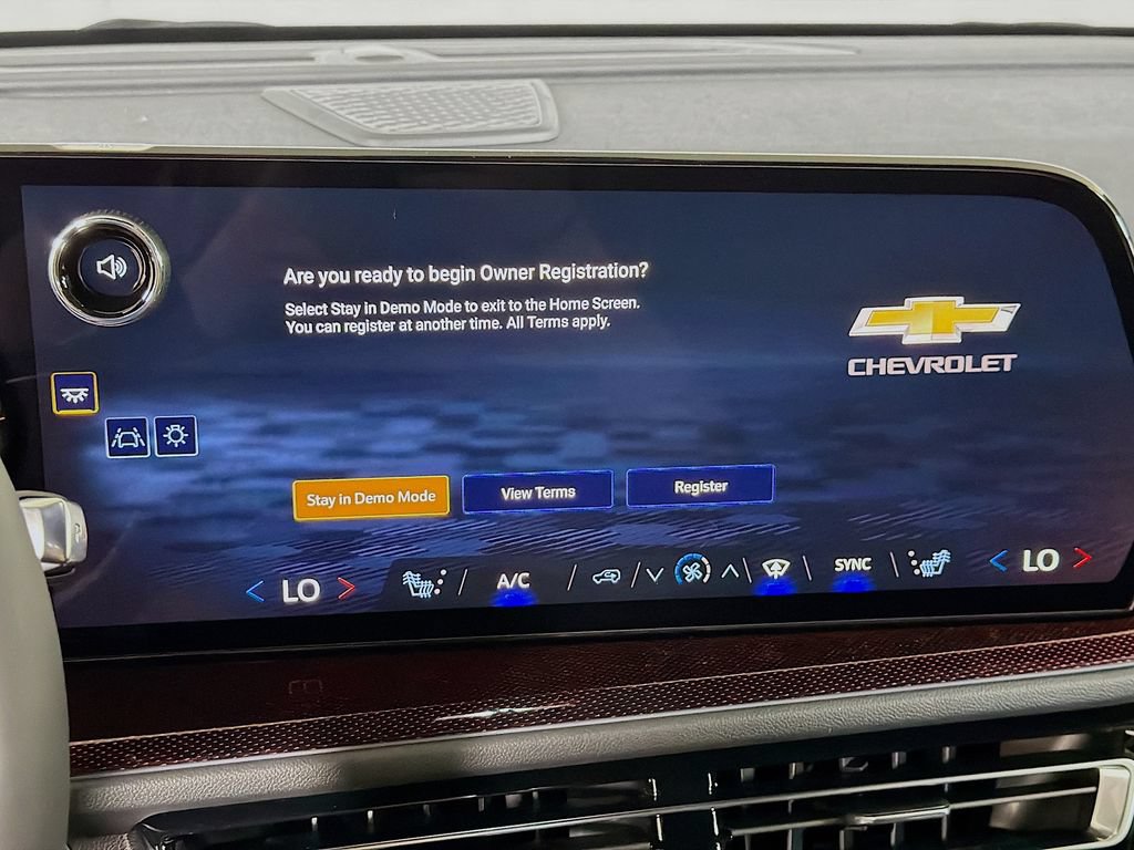New 2026 Chevrolet Traverse Z71 w/ Enhanced Driving Package AWD/4WD image 14