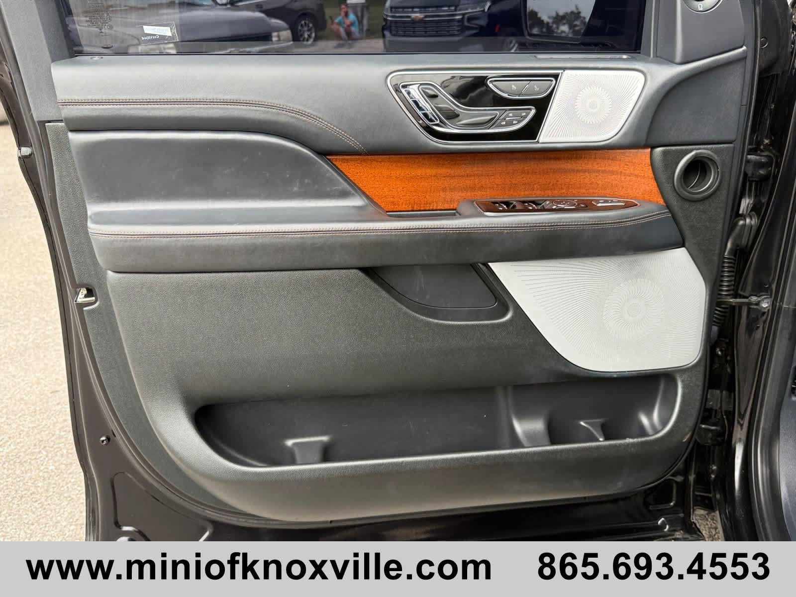 Used 2023 Lincoln Navigator L Black Label AWD/4WD image 18