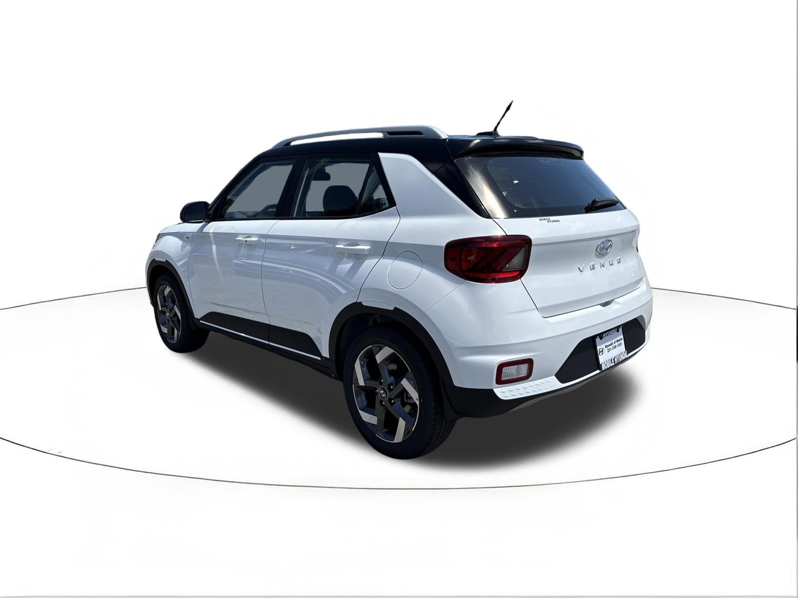 New 2026 Hyundai Venue SEL image 5