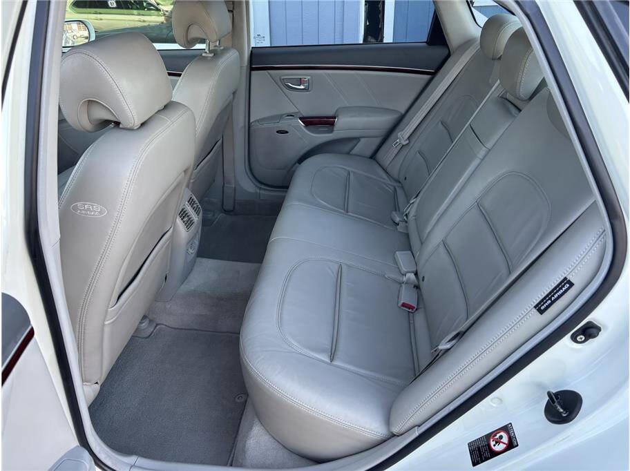 Used 2007 Hyundai Azera Limited image 12