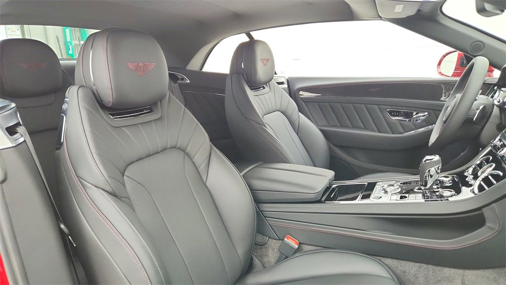 New 2024 Bentley Continental GT V8 image 25