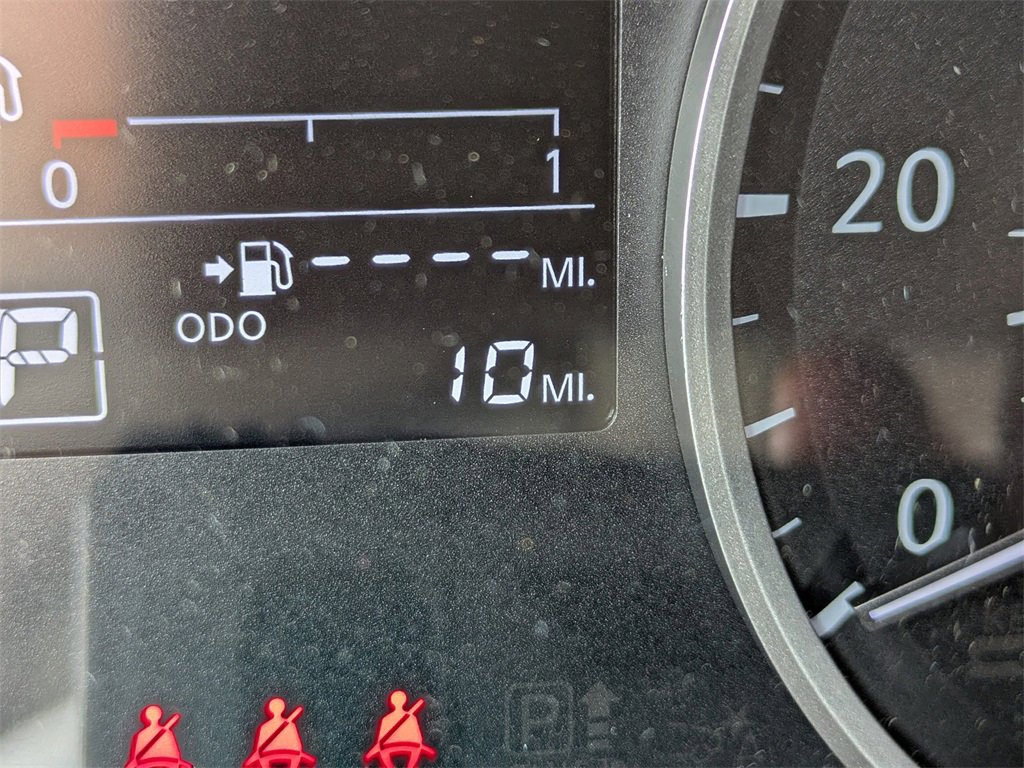 New 2025 Nissan Kicks Play S image 30