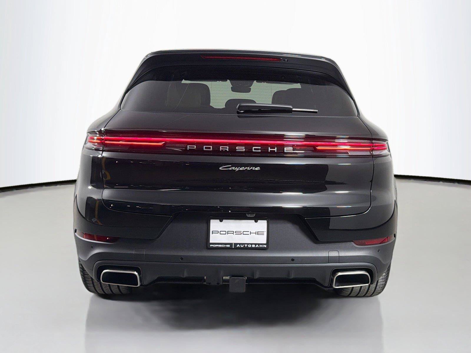 Certified 2026 Porsche Cayenne AWD/4WD image 6