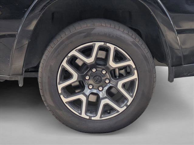 Used 2025 RAM 1500 Laramie image 15