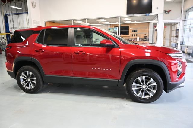 New 2026 Chevrolet Equinox LT FWD image 4