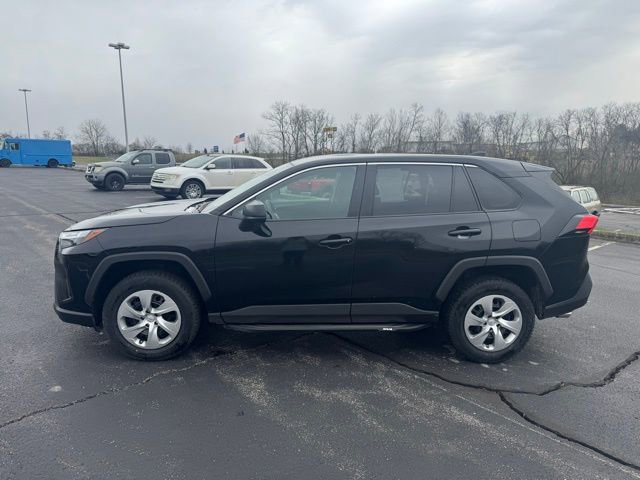 Used 2023 Toyota RAV4 LE image 6