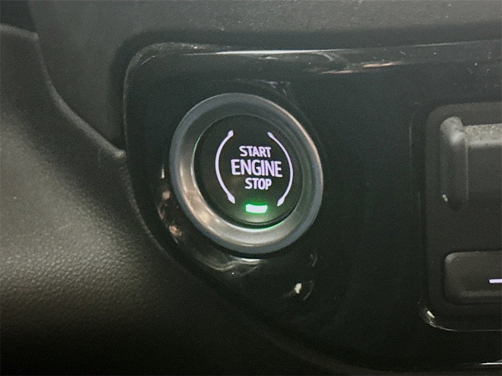 Used 2022 Chevrolet Silverado 1500 LT w/ Z71 Off-Road Package image 27