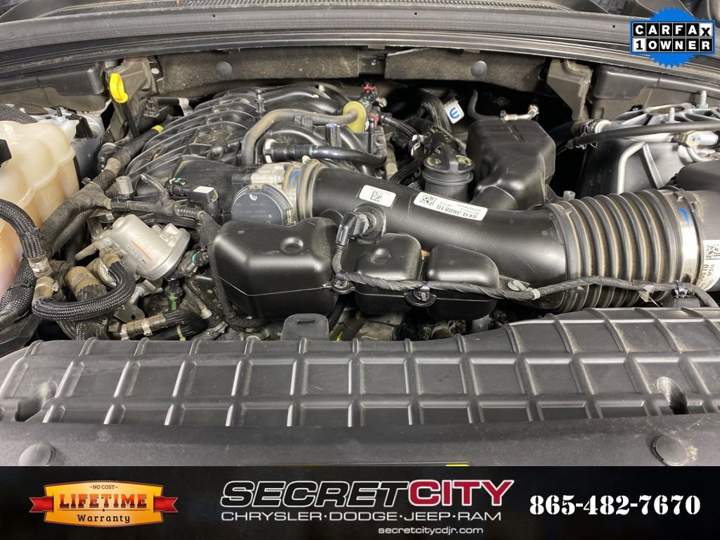 Used 2024 Jeep Grand Cherokee Altitude image 32