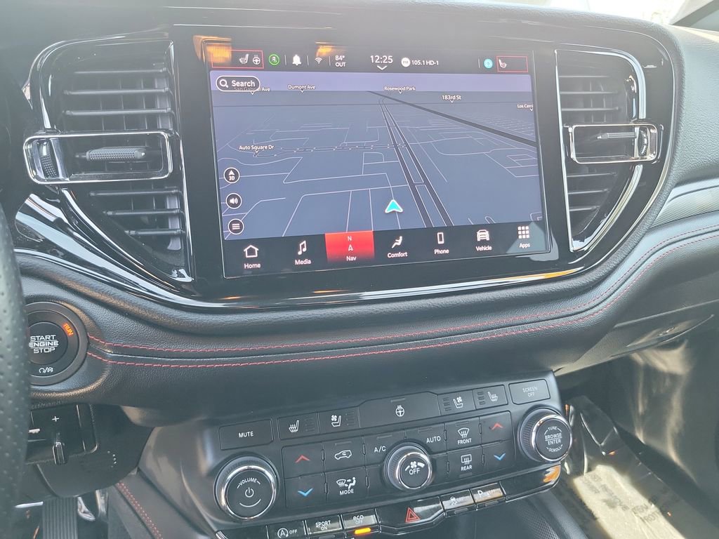 Used 2024 Dodge Durango GT image 9