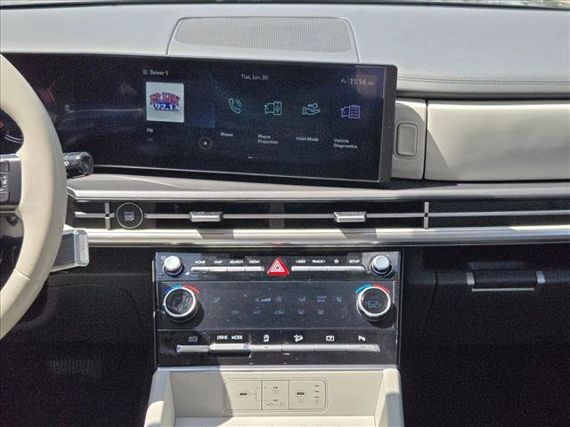 Used 2026 Hyundai Santa Fe SEL FWD image 13