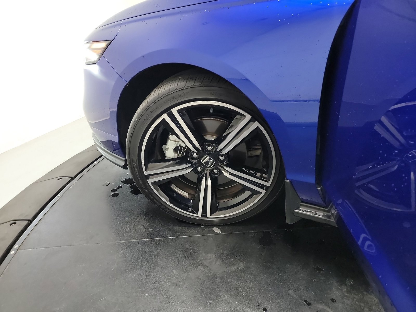 Certified 2024 Honda Accord Sport image 30