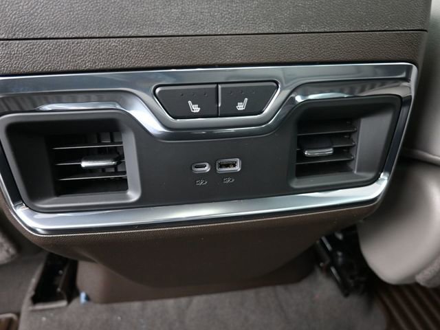 Used 2026 Chevrolet Silverado 1500 LTZ w/ LTZ Convenience Package II image 28