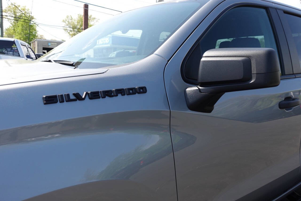 Used 2023 Chevrolet Silverado 1500 Custom AWD/4WD image 8