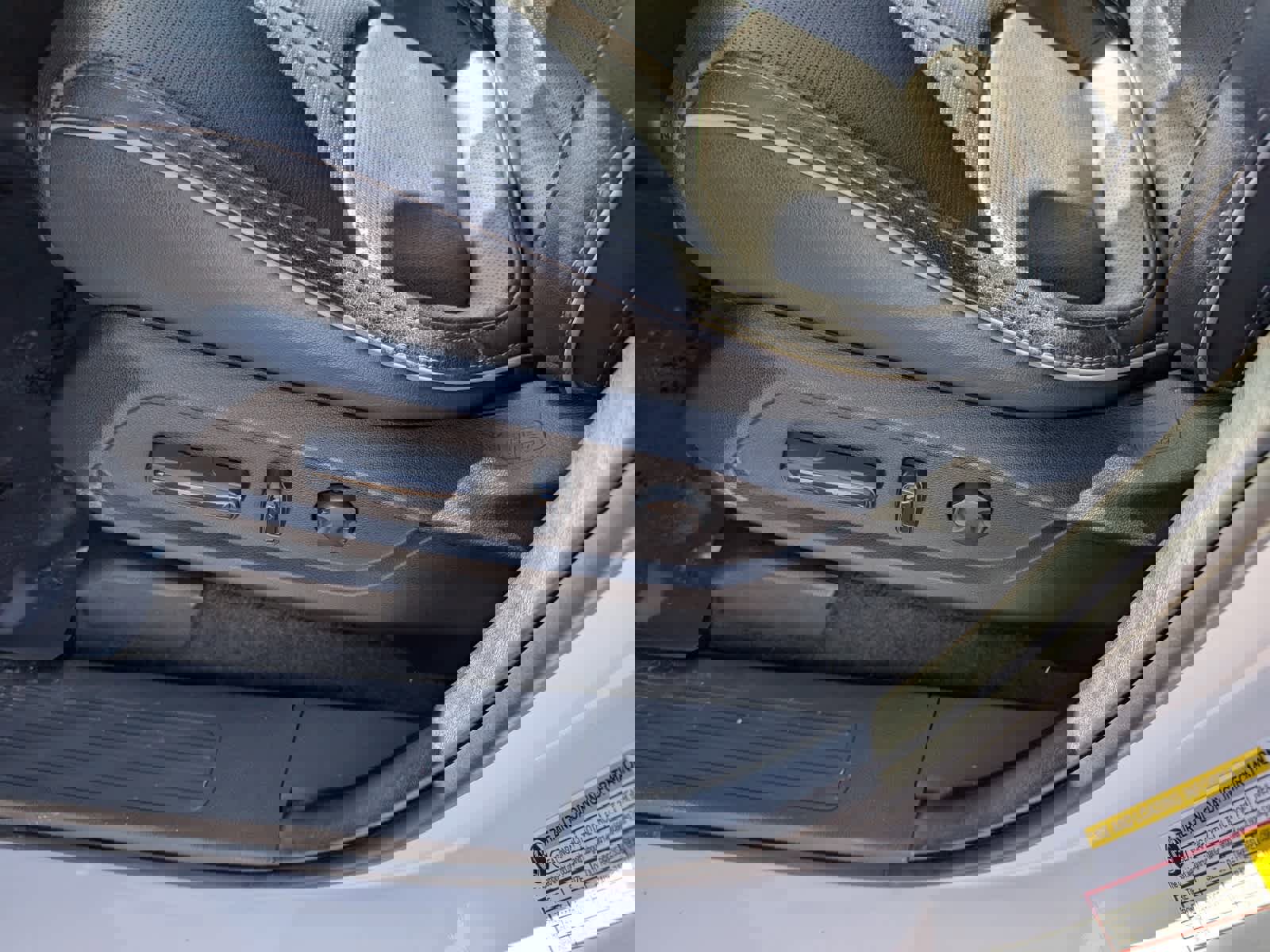 Certified 2025 Honda Pilot Elite image 21