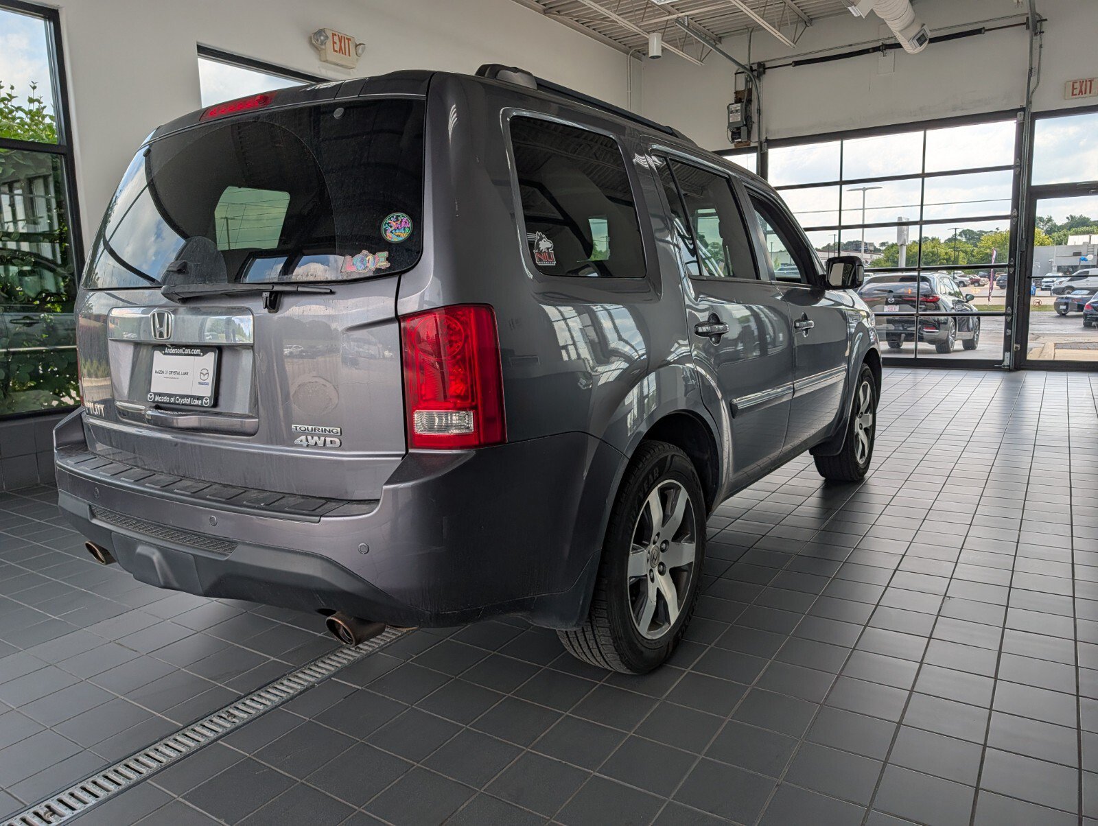 Used 2015 Honda Pilot Touring image 2