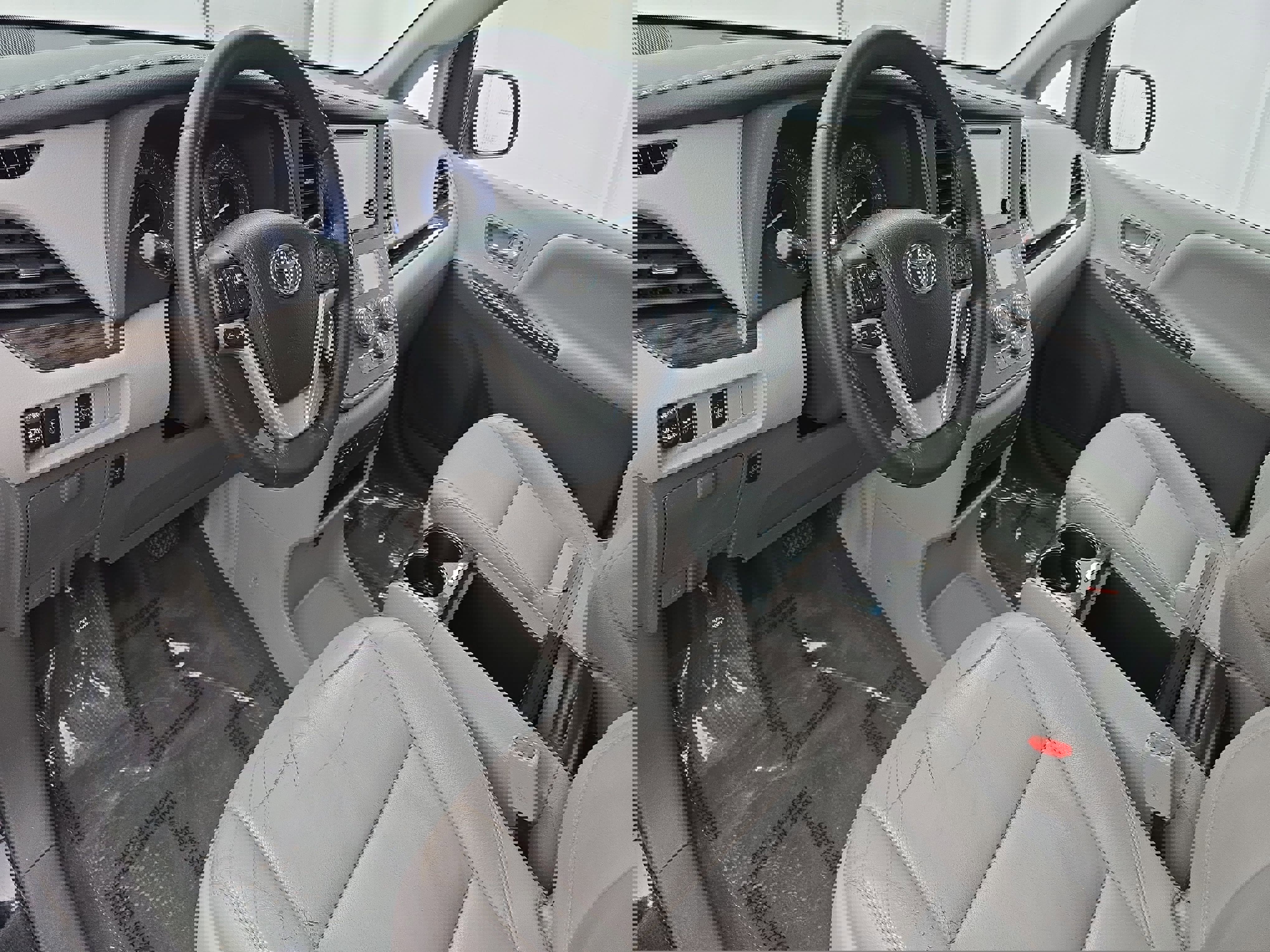 Used 2015 Toyota Sienna XLE image 17