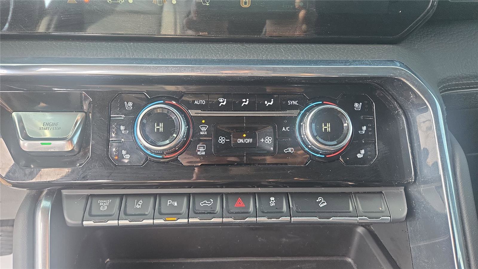 Used 2024 GMC Sierra 2500 Denali w/ Technology Package image 22