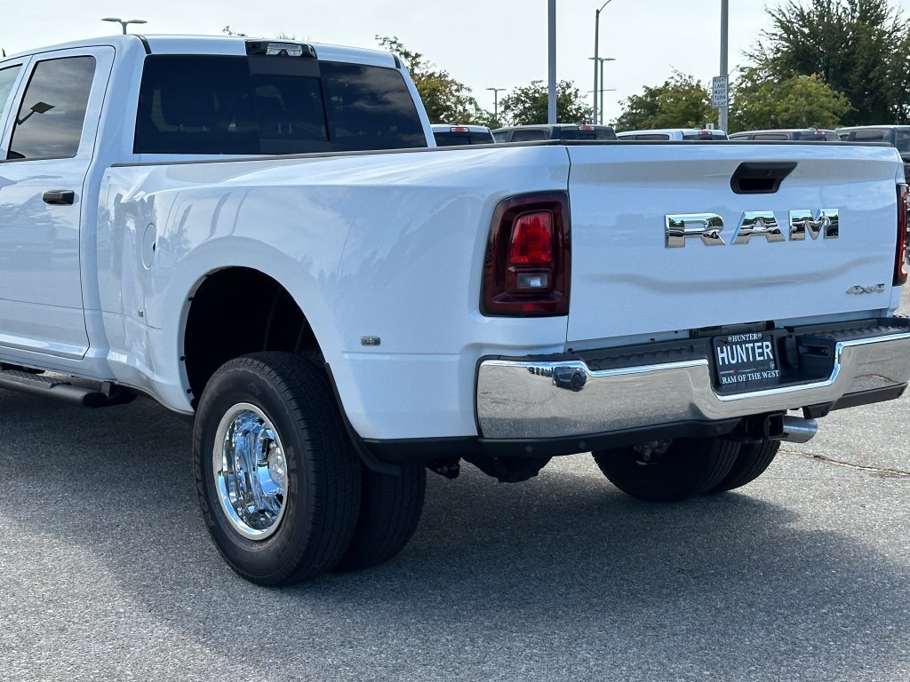 New 2026 RAM 3500 Tradesman AWD/4WD image 5