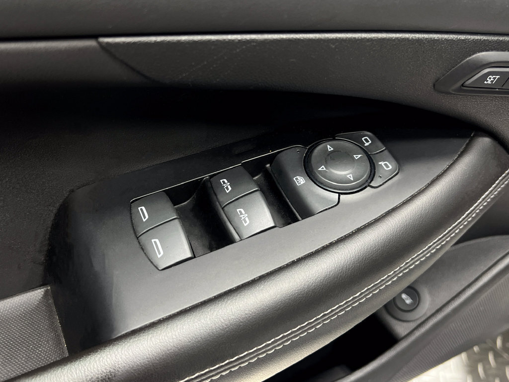 Used 2017 Buick LaCrosse Essence w/ Sun and Shade Package FWD image 16