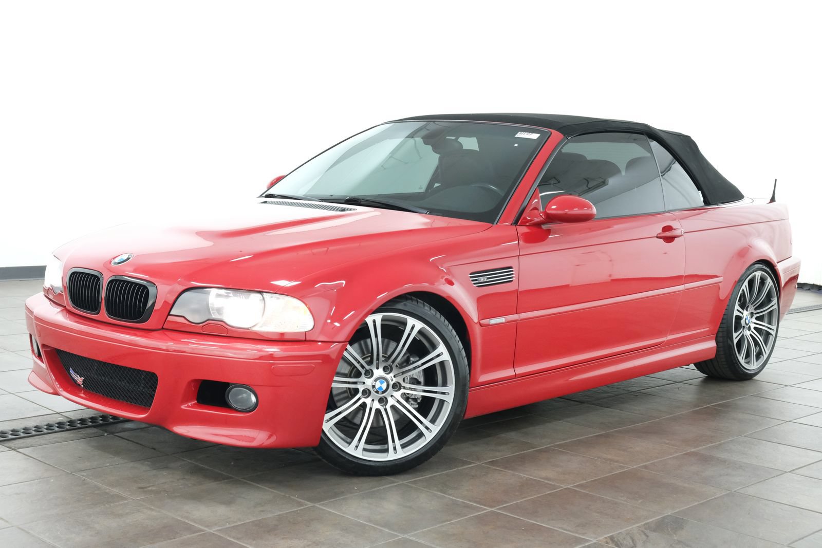 Used 2001 BMW M3 Convertible RWD image 2