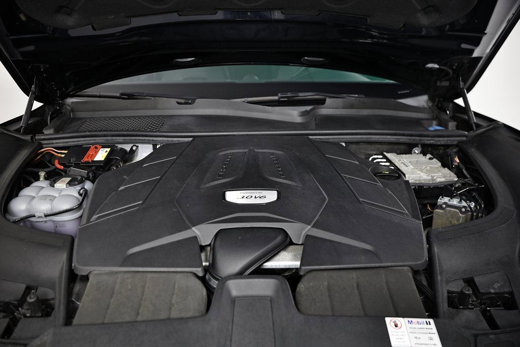 Certified 2020 Porsche Cayenne image 29