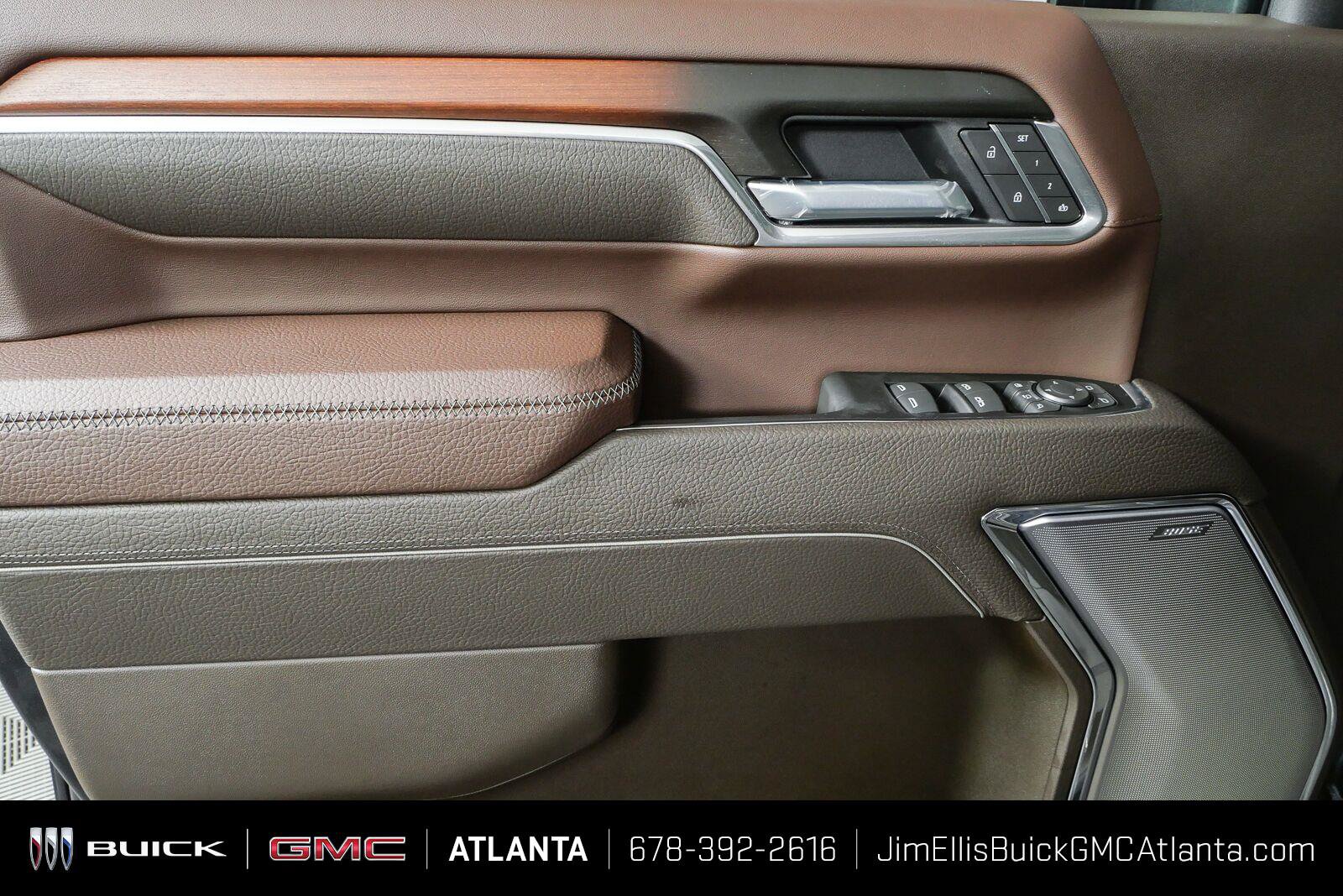 New 2026 GMC Sierra 2500 Denali w/ Denali Reserve Package AWD/4WD image 7