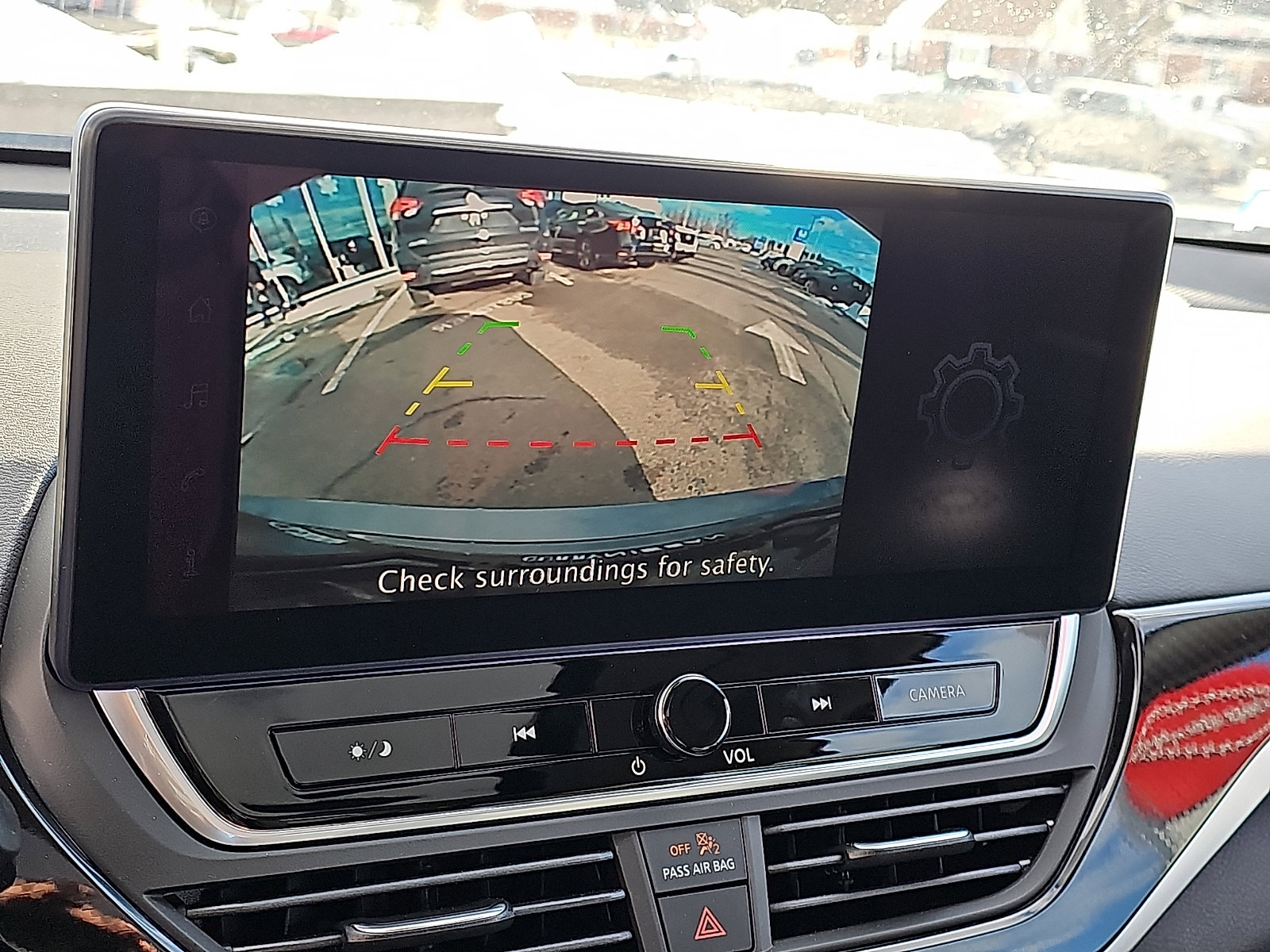 Used 2025 Nissan Altima 2.5 SR w/ SR Premium Package image 19