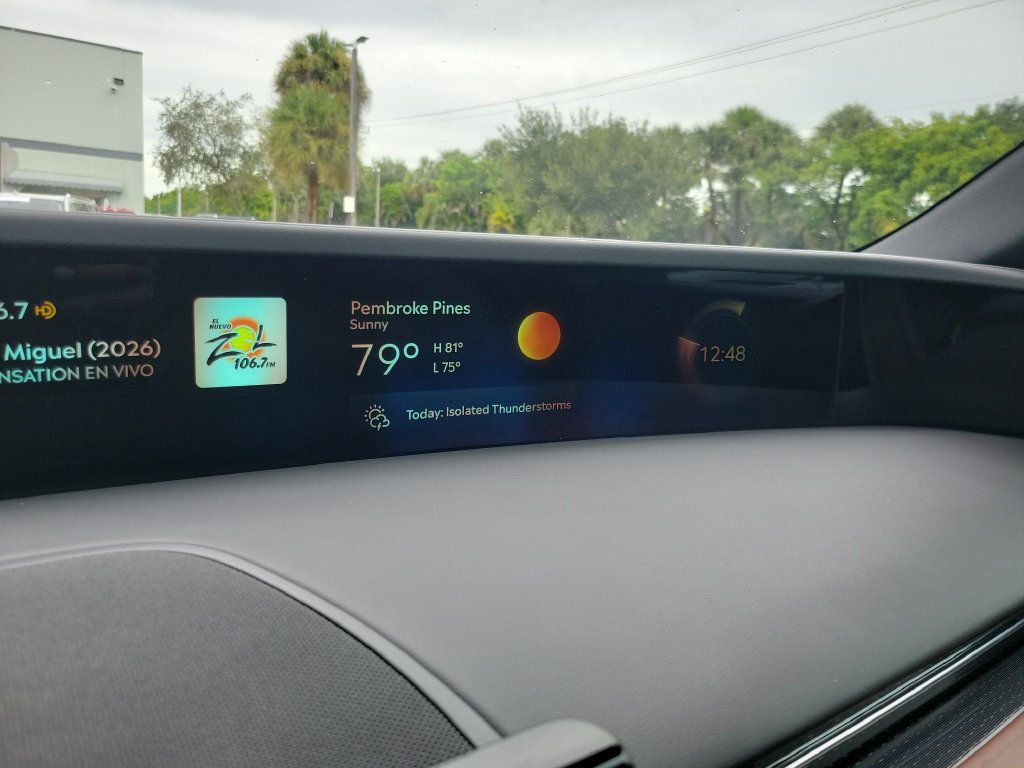 Certified 2026 Lincoln Nautilus Reserve AWD/4WD image 24