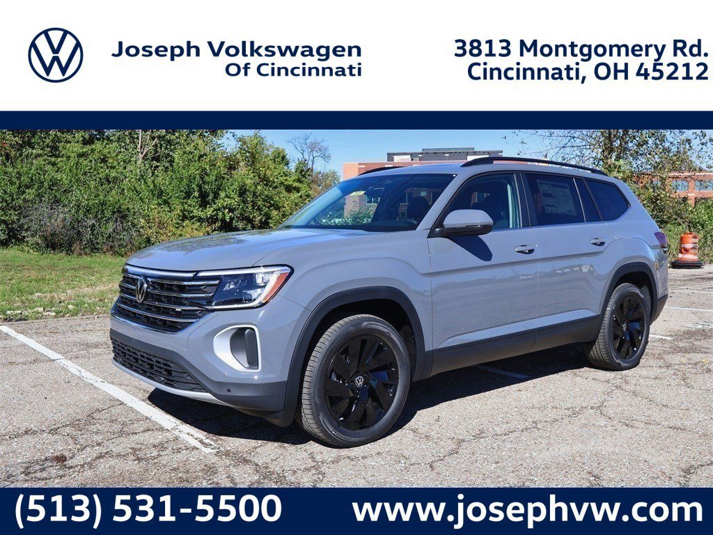 New 2026 Volkswagen Atlas SE image 1