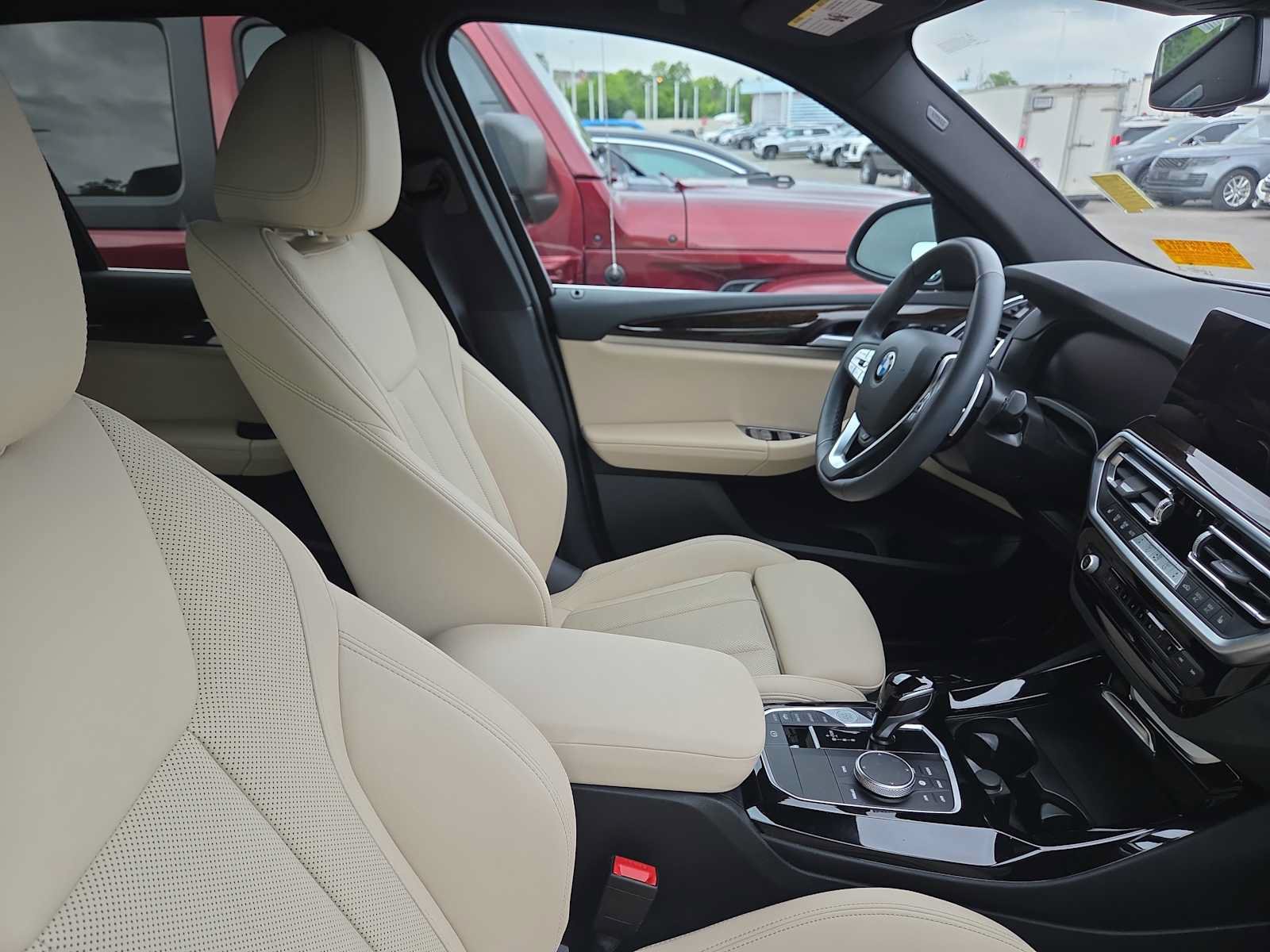 Used 2024 BMW X3 xDrive30i w/ Premium Package AWD/4WD image 12
