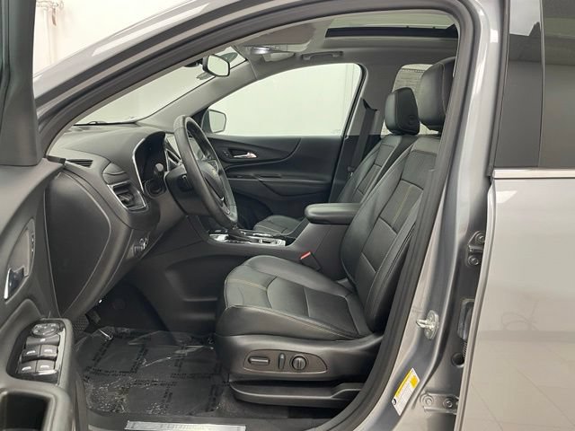 Used 2023 Chevrolet Equinox Premier AWD/4WD image 9