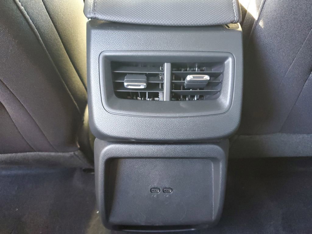 New 2026 Chevrolet Equinox EV LT image 11