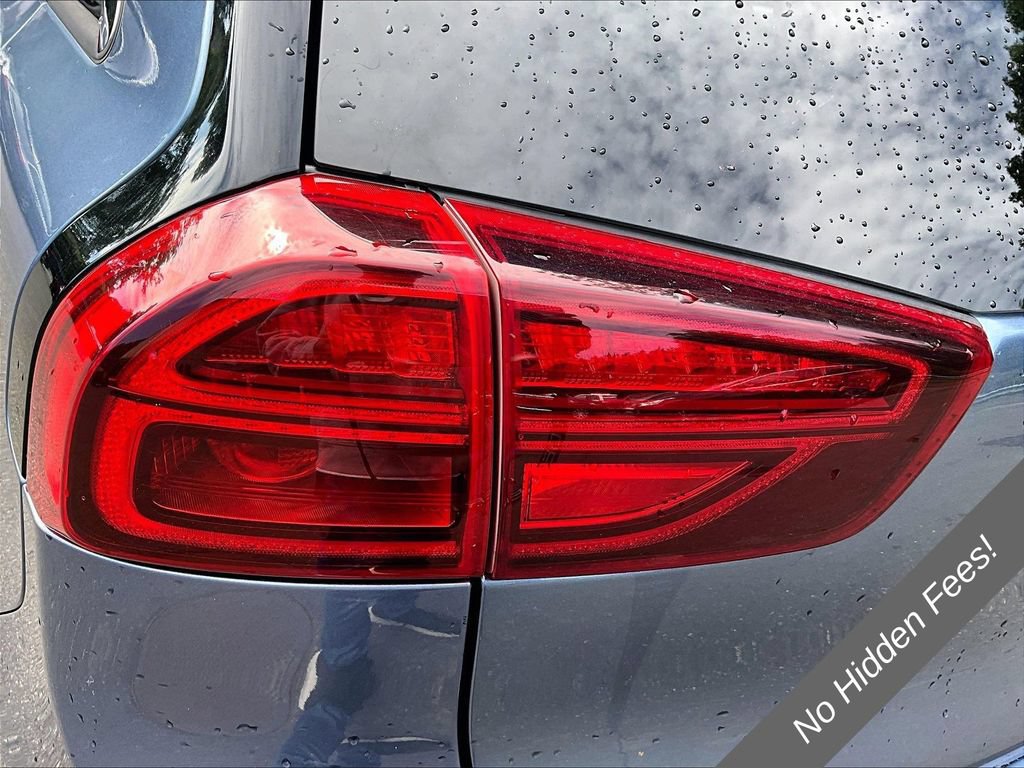 Used 2020 Kia Niro EX Premium FWD image 25