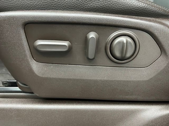 Used 2020 GMC Sierra 2500 Denali w/ Denali Ultimate Package image 12