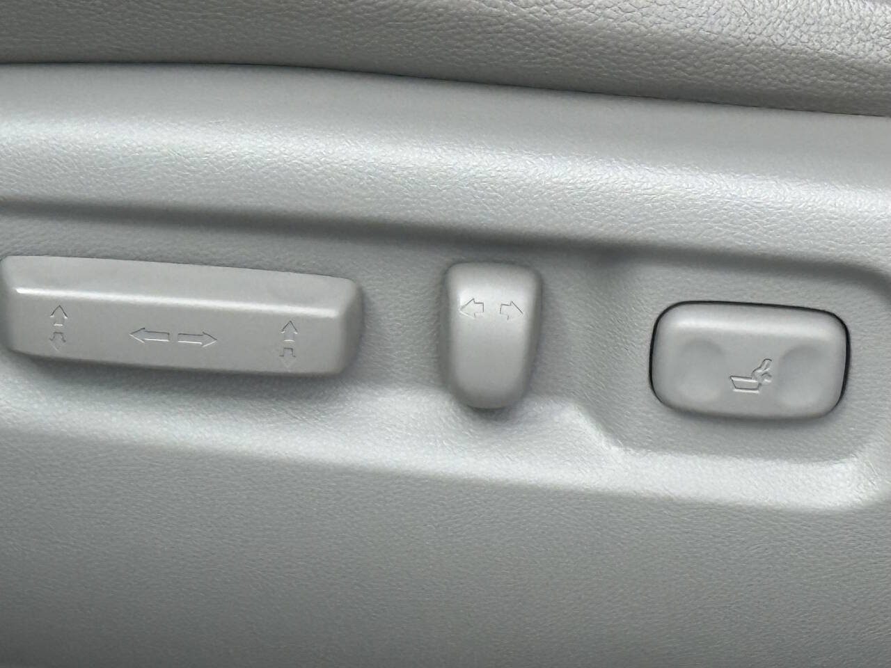 Used 2015 Honda Pilot Touring image 10
