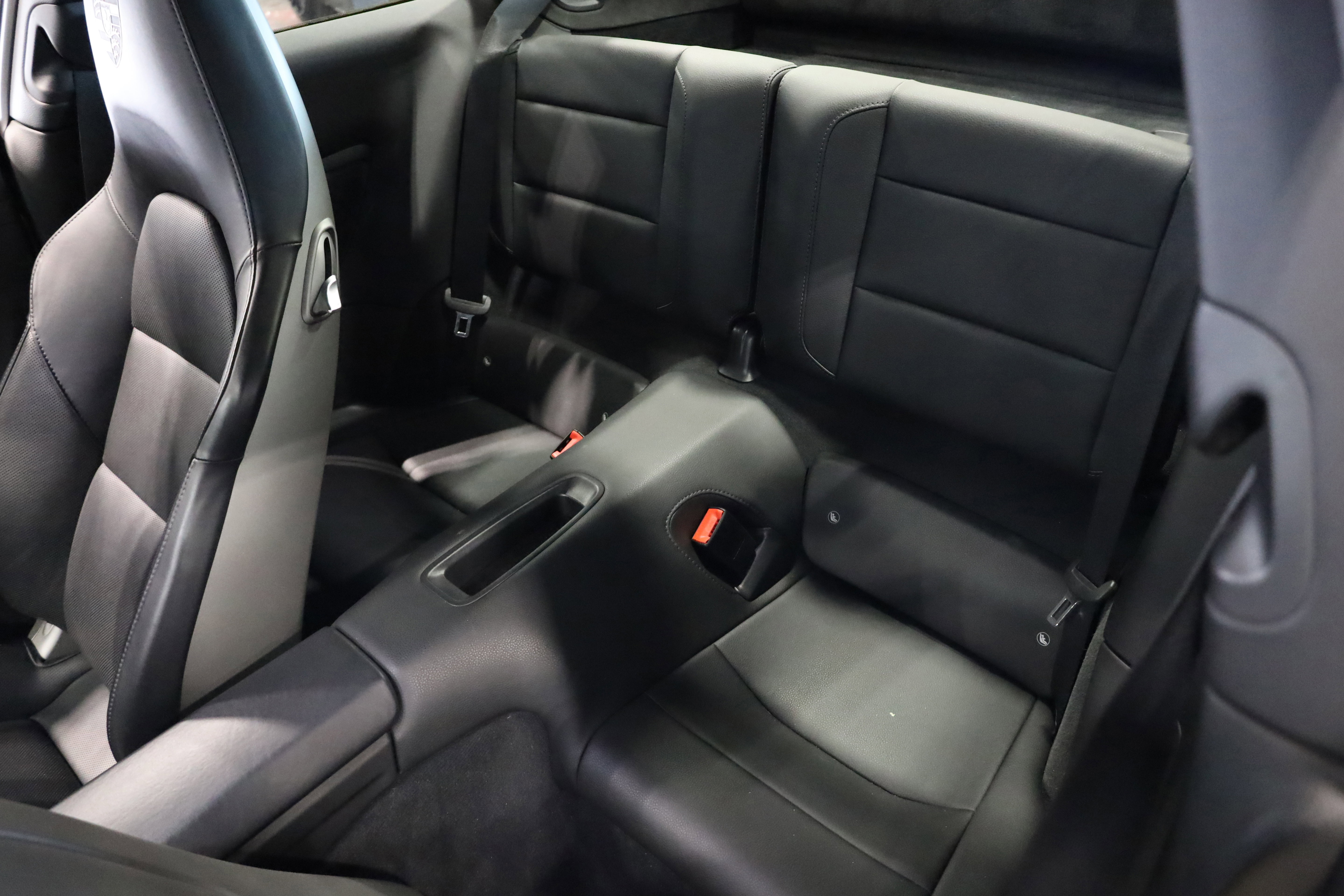 Used 2013 Porsche 911 Carrera 4S image 33