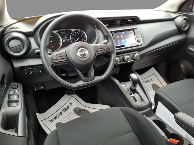 Certified 2025 Nissan Kicks Play S image 6