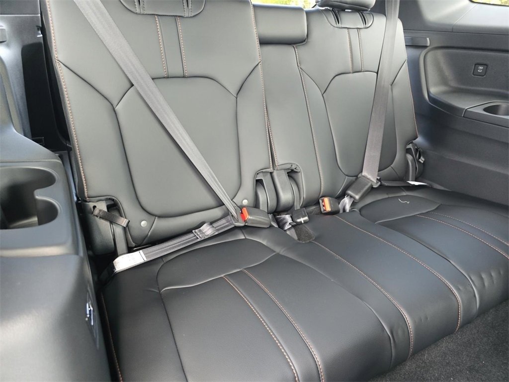 New 2025 Honda Pilot TrailSport image 24