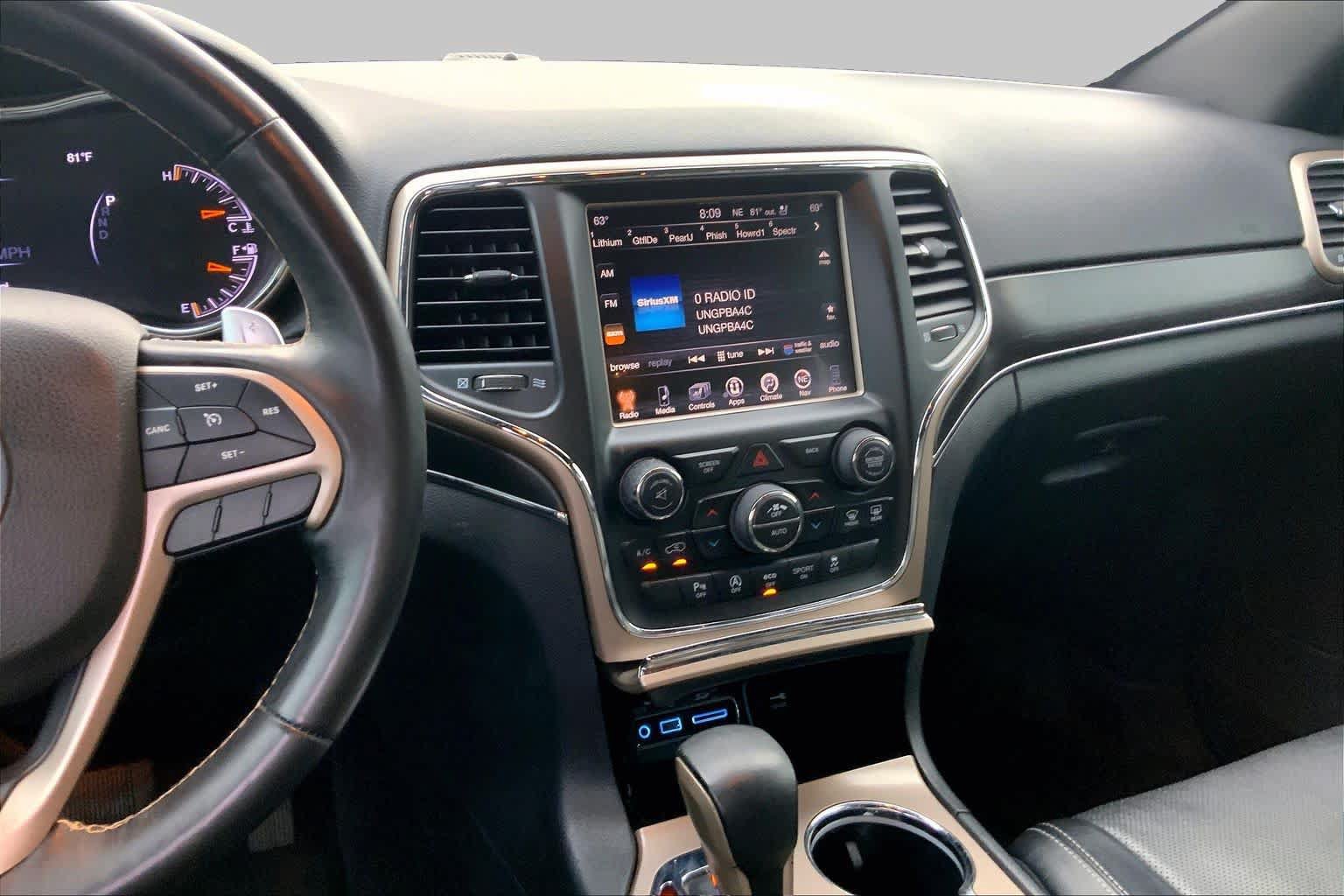 Used 2017 Jeep Grand Cherokee Limited w/ Luxury Group II AWD/4WD image 7