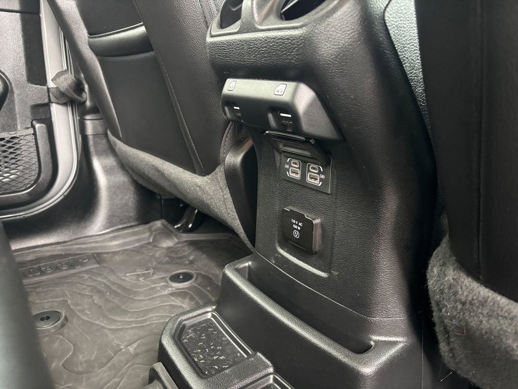 Used 2023 Jeep Wrangler Unlimited Sahara w/ Cold Weather Group AWD/4WD image 35