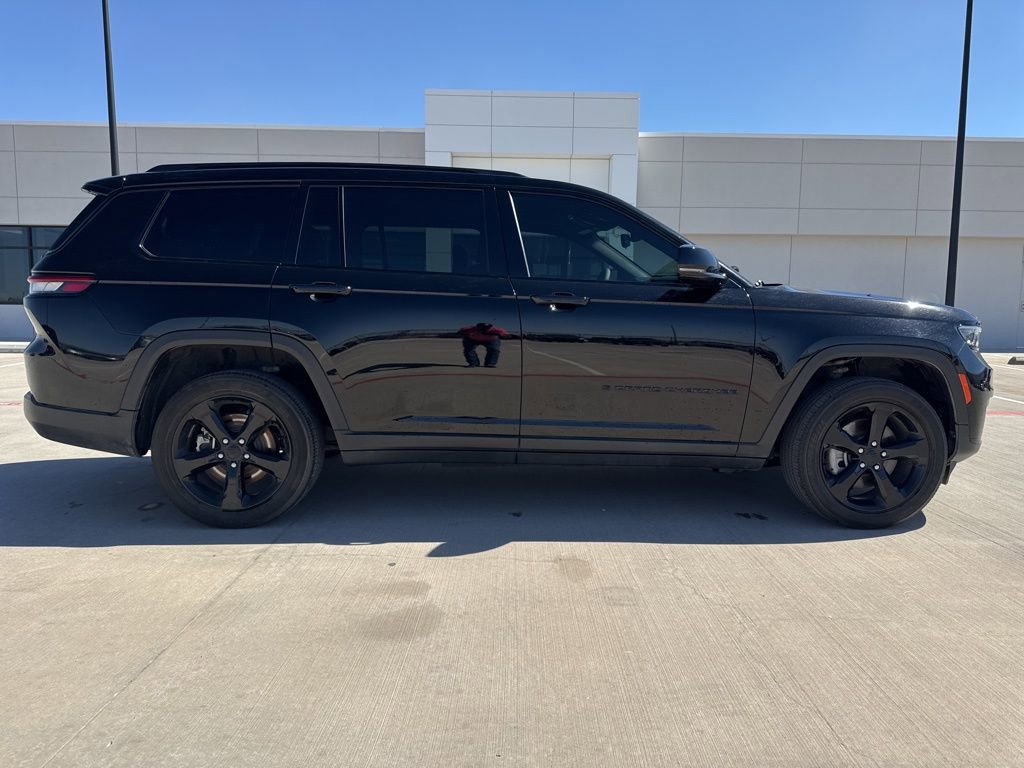 Used 2023 Jeep Grand Cherokee L Laredo image 6