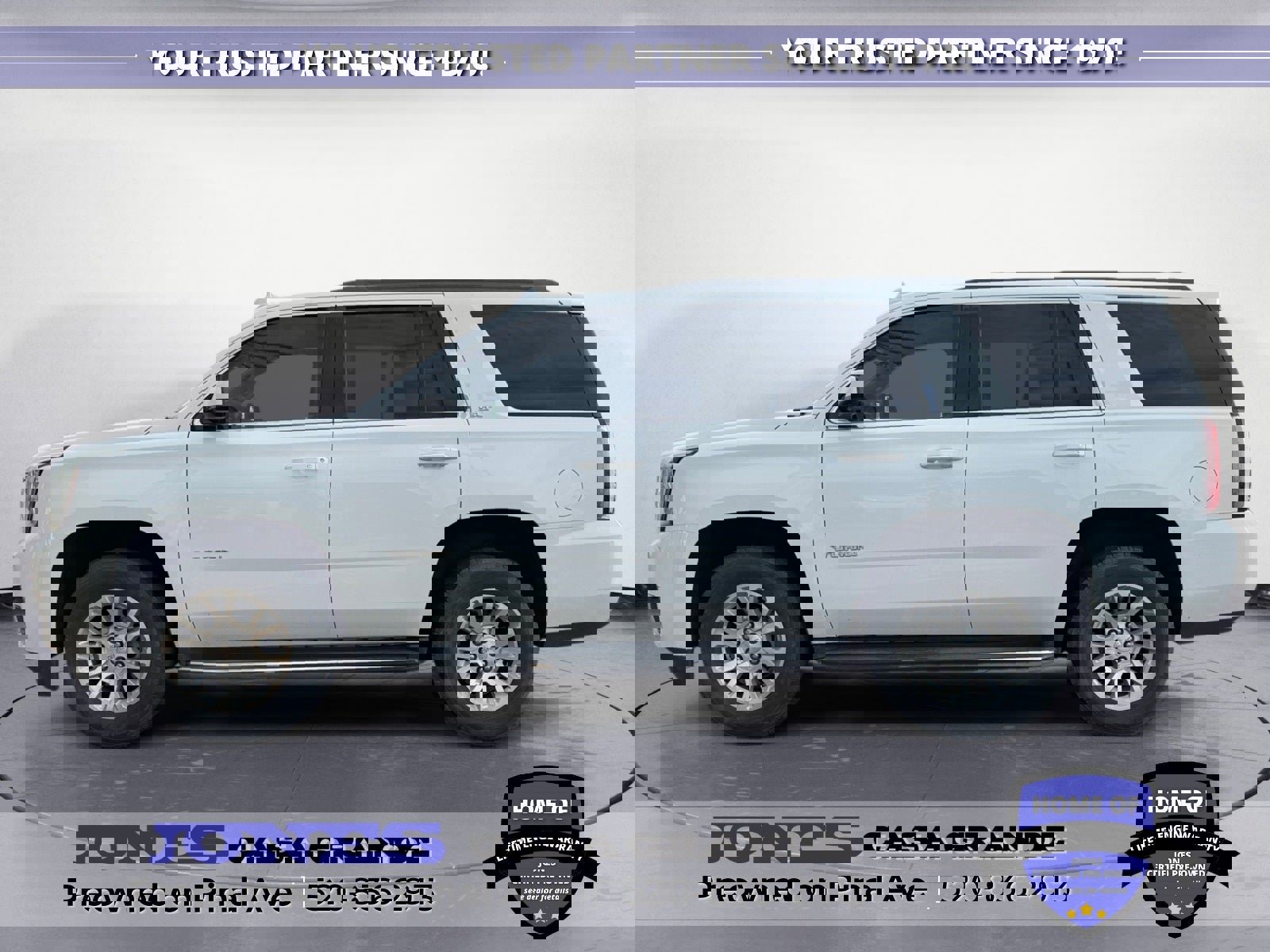 Used 2018 GMC Yukon SLT w/ HD Trailering Package image 2